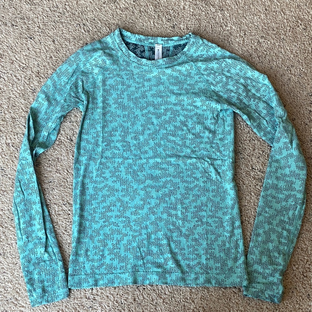 ⚡️Athleta Momentum Shirt
